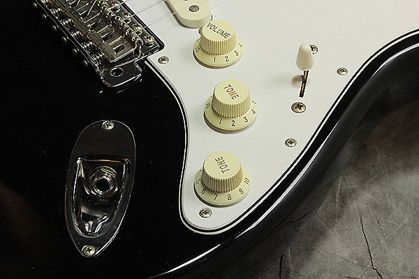 Fender Japan ST-45（中古）【楽器検索デジマート】