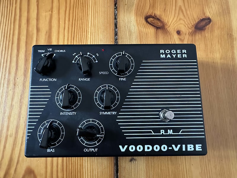 Roger Mayer VooDoo Vibe