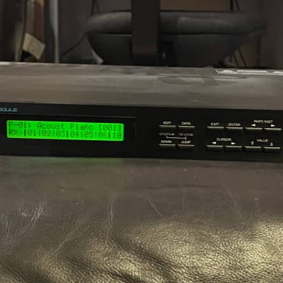 Roland U-220 RS-PCM Sound Module 1989 - 1992 - Black