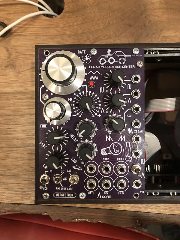 DTM・DAW Lunar Modulation Center Blue Lantern Blue Lantern Lunar Modulation Center | Reverb