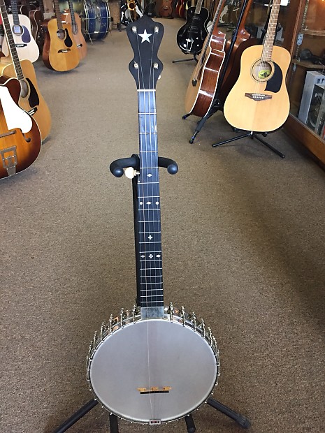 Mystic banjo shop