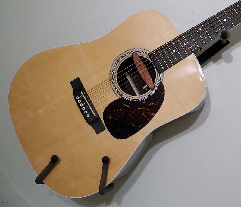 2015 Martin MMV Custom 6 string Dreadnought, Spruce top