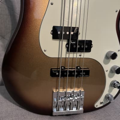 Fender American Ultra Precision Bass with Rosewood Fretboard - Mocha Burst image 2