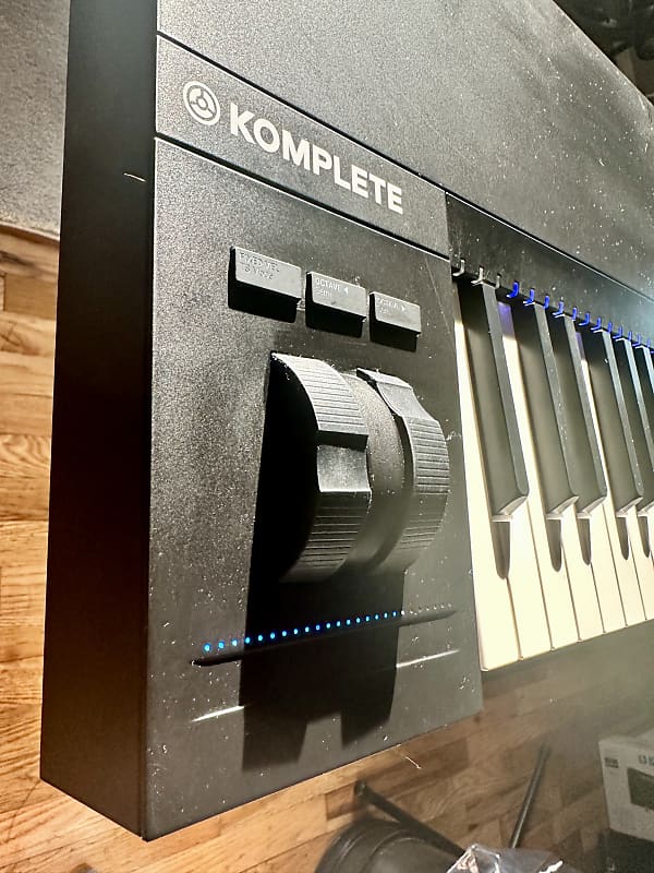 Native Instruments Komplete Kontrol S88 MKII