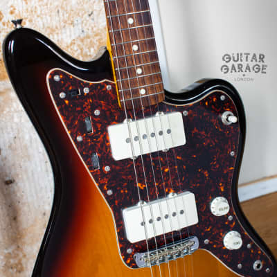 2002 Fender Japan Jazzmaster 62 Vintage Reissue 3-tone Sunburst offset guitar - all original CIJ image 6