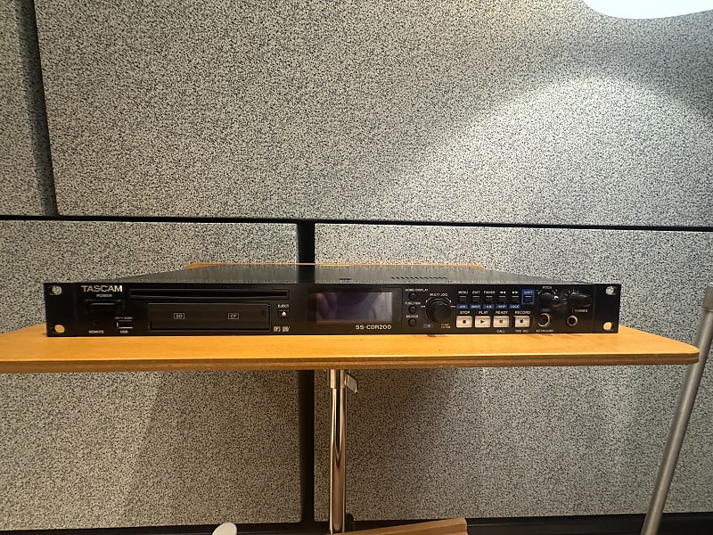 TASCAM SS-CDR200 early 2000&#039;s - black  			