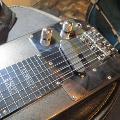 Rogue Student 6-String (3 leg) Lap Steel Guitar 2021 grey flake w/gig bag LOCAL PickUp ONLY image 3