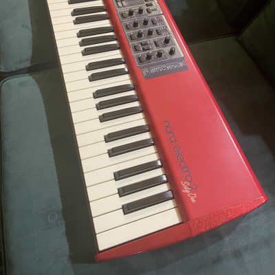 Nord Electro 2 SW61 Semi-Weighted 61-Key Digital Piano + MONO travel case