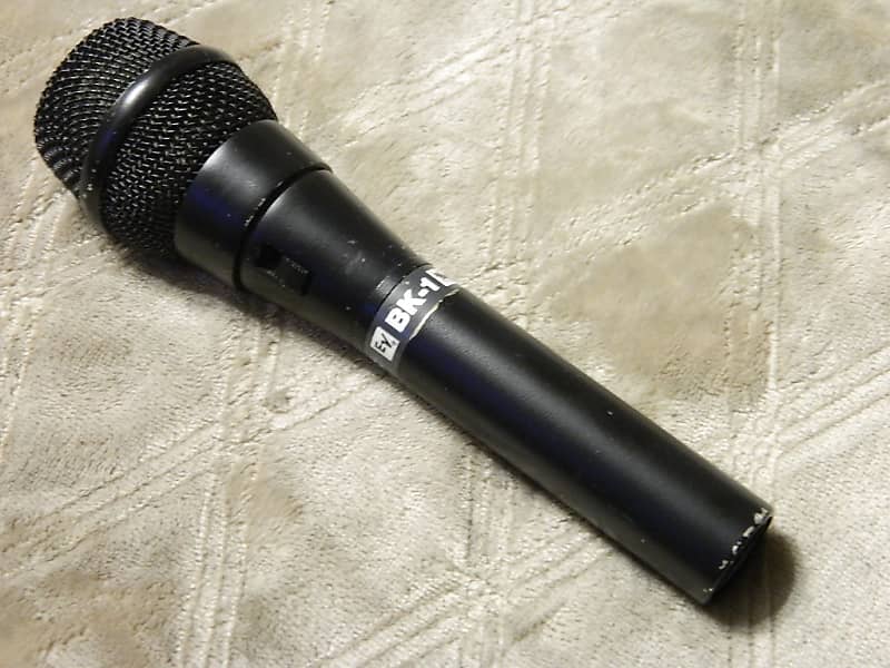 (2) Electro-Voice PL80 Dynamic Super-Cardioid + (1) Electro-Voice EV BK-1  Condenser Microphone