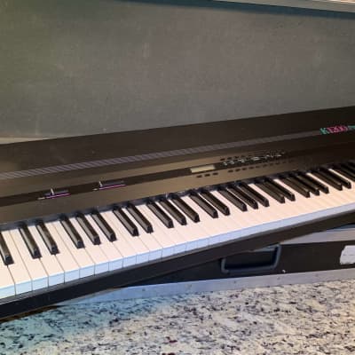 Kurzweil K1200 Vintage Digital Synthesizer