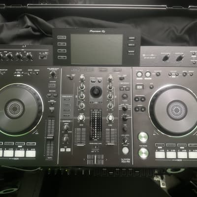 Pioneer XDJ-RX Digital DJ System