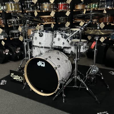 DWe Electronic Acoustic Drum Set Kit 10/12/16/22" with 14" Matching Snare, Hardware Pack, & Cymbal Pack in White Marine Pearl image 3