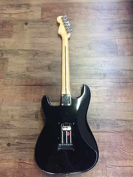 Fender Standard Stratocaster SSS Maple Neck (Made in Mexico) Black