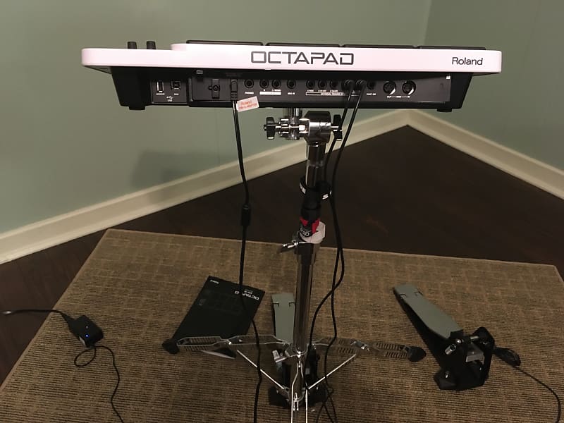 Roland Octapad SPD-30 mini kit (Drum Pad, FD-9 and KT-9 pedals, stand)