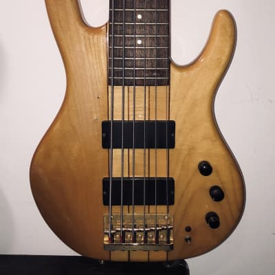 Hohner B Bass VI Six String Bass W/ Fitted Aluminum Case Natural image 2