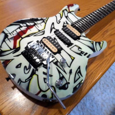 Peavey HP Special Custom Graffiti Graphic Art Paint Drip Edition Hartley Peavey Signature Series Floyd Rose 3 Pickup Humbucker Single Coil Whammy Tremolo Bar Tremelo One-of-a-kind Electric Guitar image 5