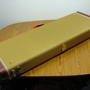 Fender vintage outlet tweed case