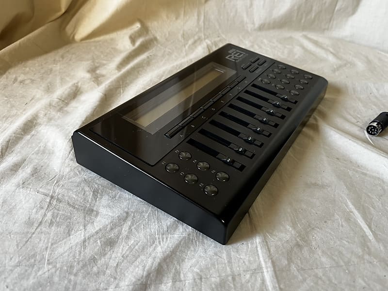 KORG A1 マルチエフェクター　RE1リモート　セット KORG (コルグ) マルチエフェクター ギター用 Ampworks 動作確認