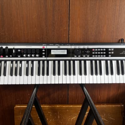 Korg X50 61-Key Synthesizer Keyboard w/ box, power supply 100-240V