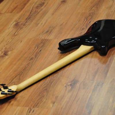 Warwick Rockbass Streamer LX5 Black High Gloss image 13