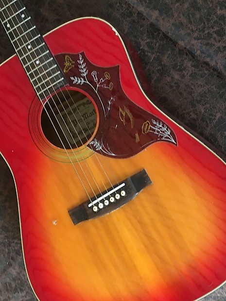 Martin hummingbird guitar top