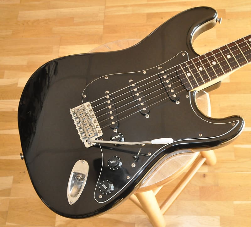 Fender SQUIER Stratocaster SST-33 Black / 1993 Silver Series / Made In Japan