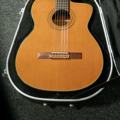 Takamine CD132SC Classical Cutaway Acoustic Electric Guitar with case used Made in Japan image 4