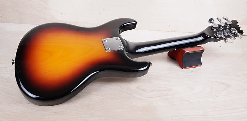 ☆極美品☆ ミニ  MOSLITE  GUITAR Mosrite Mini Guitar Sunburst Made in Japan MIJ w/ Bag