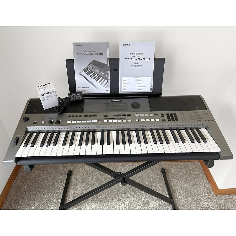 Yamaha PSR-E443 61-Key Portable Keyboard | Reverb