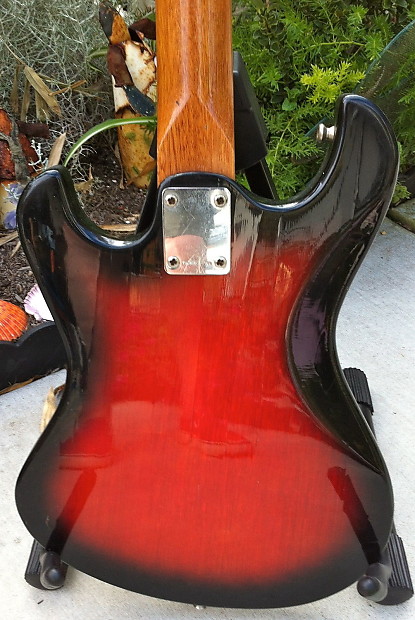 1968 Japanese Silvertone Model 319. 14109 Dual Pickup Teisco