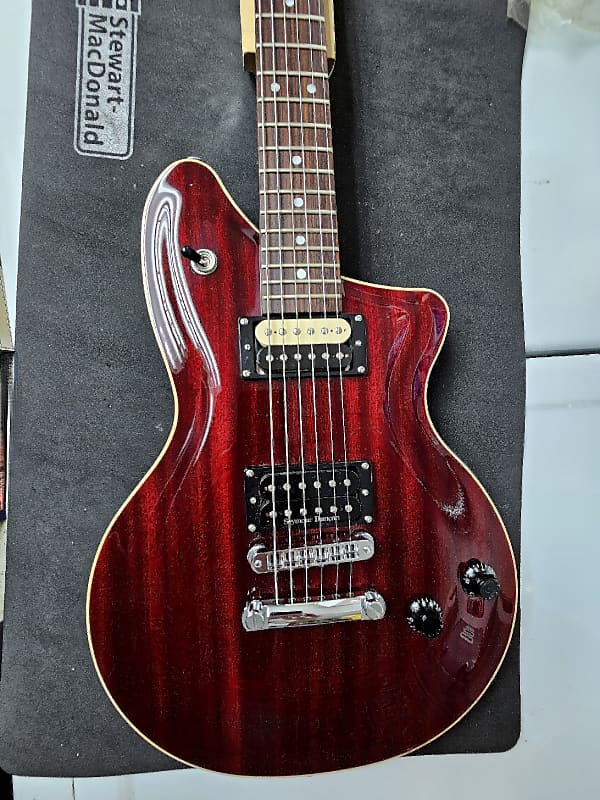 Washburn P3 1997 Red Reverb