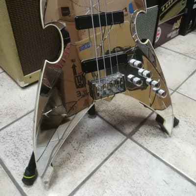Silvertone Apocalypse Paul Stanley - broken mirror bass image 3