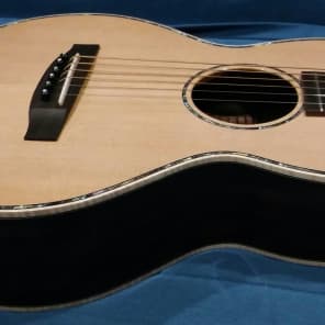 Pono UL-40SP Terz Guitar -- All-Solid Cedar/Macassar Ebony -- w/OHSC image 4