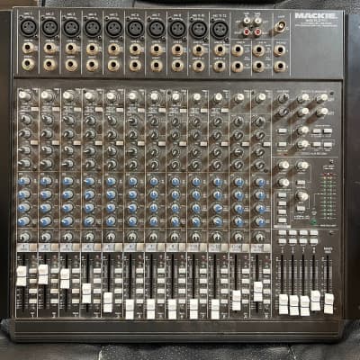 Mackie 1642-VLZ Pro 16-Channel Mic / Line Mixer