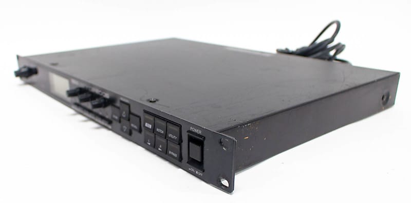 中古音響機材】 YAMAHA YDP2006 デジタルパラメトリック
