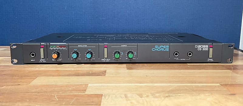 Boss CE-300 Super Chorus | Reverb