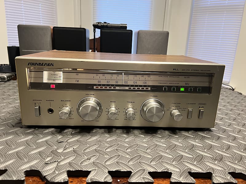 Vintage Soundesign PLL/AM/FM Stereo Receiver 5145 Vintage | Reverb