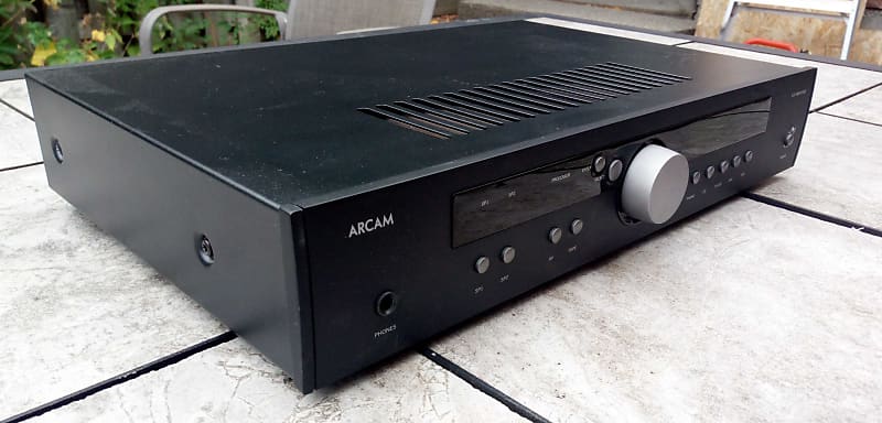 魅力的な Arcam Reverb | A70 アンプ