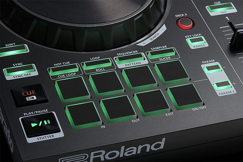 Roland DJ-202 DJコントローラー　美品 Amazon.com: Roland DJ-202 2-Channel Serato DJ Controller