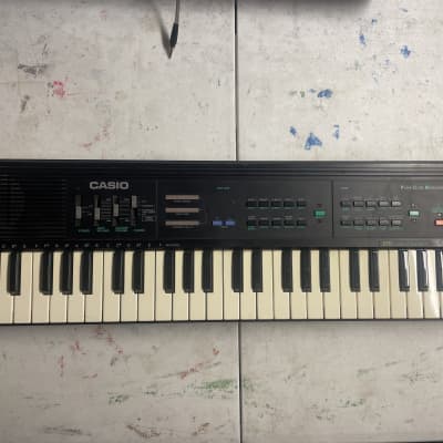 Casio Casiotone MT-140 – Vintage PCM Keyboard / Fully Functional / Circuit Bender’s Dream