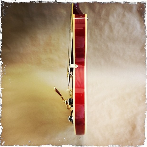Epiphone 50th Anniversary 1962 Sheraton E212TV Cherry 2012