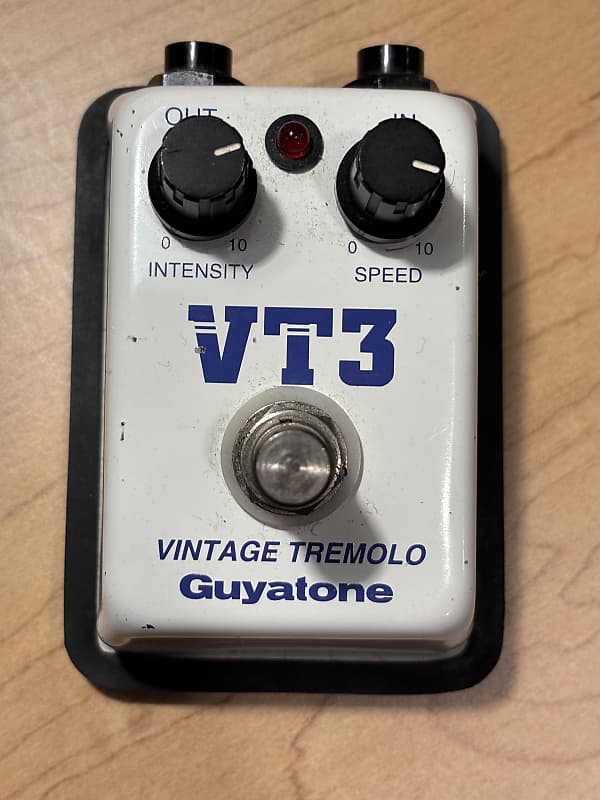 Rare Guyatone VT3 Vintage Tremelo Effect Pedal. A24 | eBay