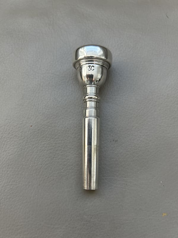 Bach 3C trumpet mouthpiece Bach Corp no dot / Mt. Vernon tooling 1960s  Silver
