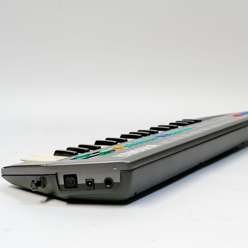 Yamaha SHS-10 - 32-Key Beginner Keytar - Keyboard Yamaha SHS-10 - 32-Key Beginner Keytar - Keyboard