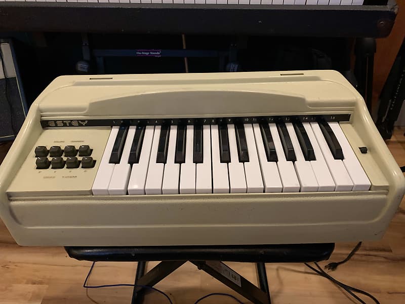 Estey shop electric organ