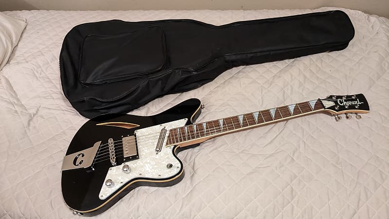 charvel surfcaster semi-hollow 90年代日本製 s-l400.jpg