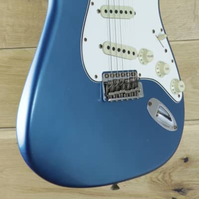 Fender Custom Shop 68 Strat Journeyman Relic, Aged Lake Placid Blue CZ555502 image 3
