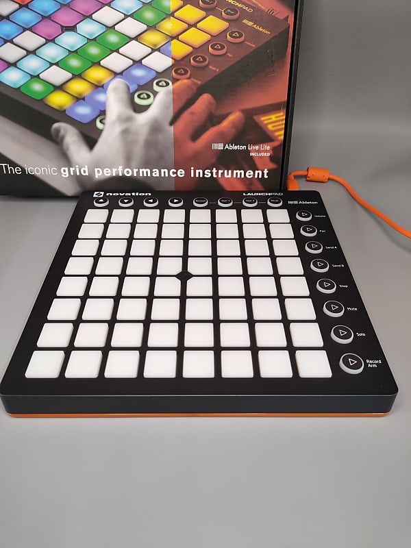 Novation Launchpad MKII Années 2000s - Noir | Reverb The Netherlands