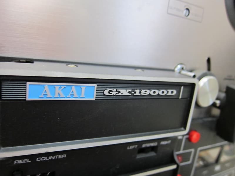 New reel to reel in the house! Akai GX-1900D. It plays cassette tapes also.  My dad picked this one up from the markets dirt cheap and managed to get it  running …