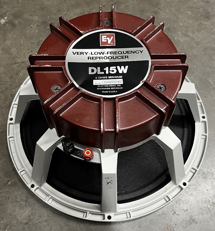EV Electro-Voice 15